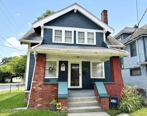 3036 Parkwood Ave, Toledo, OH 43610