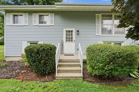 Exterior - 313 E 7th St, Sycamore, OH 44882 photo 6 of 13