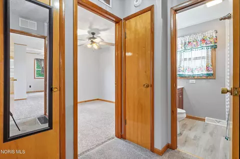 Entry Way - 313 E 7th St, Sycamore, OH 44882 photo 1 of 3
