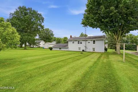 Exterior - 313 E 7th St, Sycamore, OH 44882 photo 9 of 13