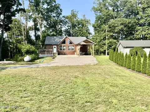 458 Seneca Dr, Montpelier, OH 43543