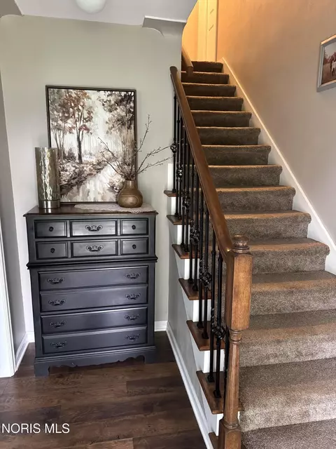 Entry Way - 226 E Plum St, Deshler, OH 43516 photo 3 of 3