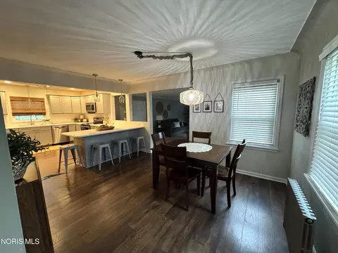 Dining - 226 E Plum St, Deshler, OH 43516 photo 2 of 2