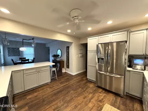 Kitchen - 226 E Plum St, Deshler, OH 43516 photo 2 of 4