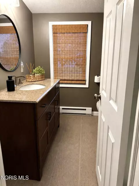 Bath - 226 E Plum St, Deshler, OH 43516 photo 1 of 5