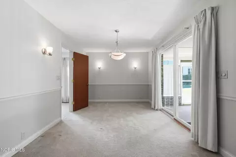 Dining - 720 E Sandusky St, Findlay, OH 45840 photo 1 of 3