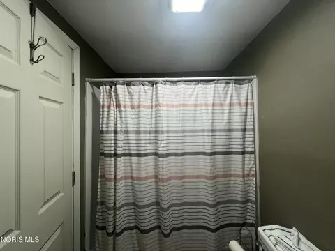 Bath - 210 S Main St, Paulding, OH 45879 photo 3 of 4