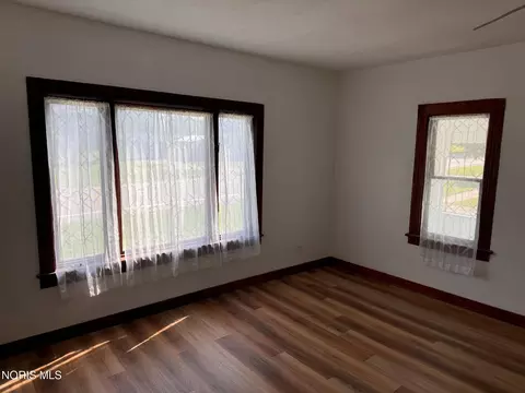 Living - 409 E Jackson St, West Unity, OH 43570 photo 1 of 3