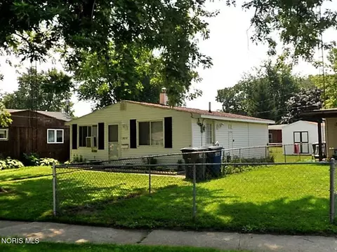 3450 146th St, Toledo, OH 43611