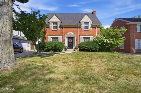 2314 Goddard Rd, Toledo, OH 43606