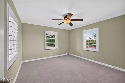 Bedroom - 2708 Riverview Dr, Maumee, OH 43537 photo 1 of 6