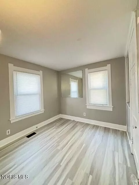 1023 Elysian Ave, Toledo, OH 43607 photo 6