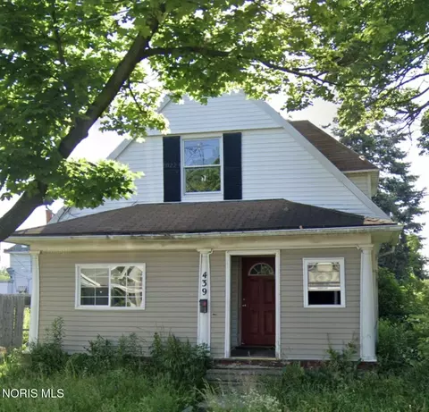 439 Clark St, Toledo, OH 43605