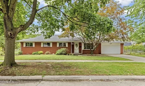 3420 Mapleview Dr, Toledo, OH 43623