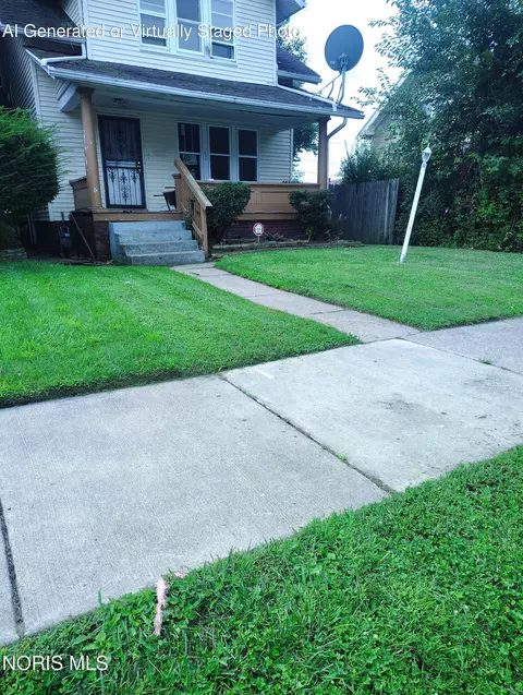 1051 Pinewood Ave, Toledo, OH 43607