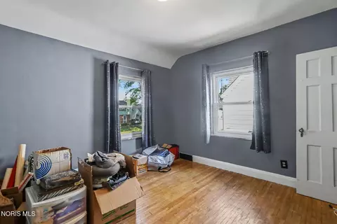 Bedroom - 3940 Maxwell Rd, Toledo, OH 43613 photo 2 of 3