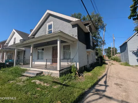 668 Bowman St, Toledo, OH 43609