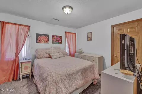 Bedroom - 5500 Brookview Ln, Upper Sandusky, OH 43351 photo 1 of 7
