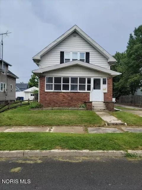 1128 Halstead St, Toledo, OH 43605