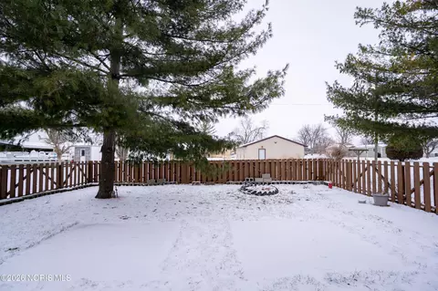 203 E Ash St, Continental, OH 45831 photo 14