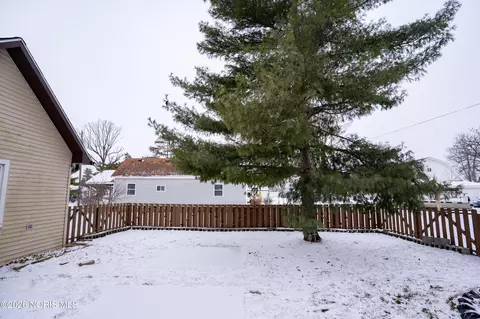 203 E Ash St, Continental, OH 45831 photo 13