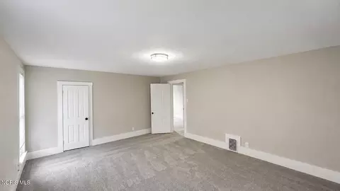 Bedroom - 406 N Cherry St, Paulding, OH 45879 photo 6 of 8