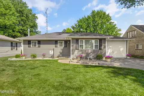 5706 Armada Dr, Toledo, OH 43623