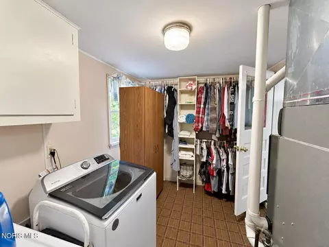 Other - 906 W Wayne St, Paulding, OH 45879 photo 2 of 4