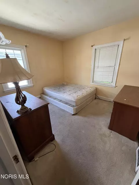 Bedroom - 614 Wamba Ave, Toledo, OH 43607 photo 1 of 4