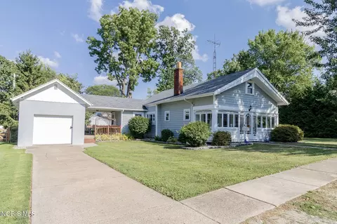1737 Hinsdale Dr, Toledo, OH 43614