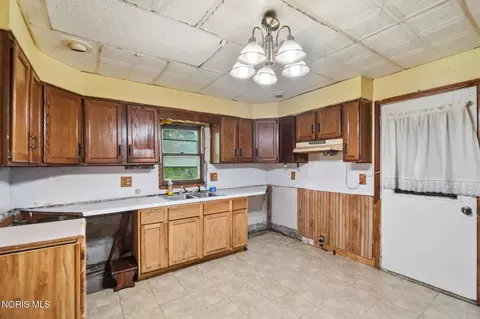 Kitchen - 507 W Perry St, Paulding, OH 45879 photo 1 of 3