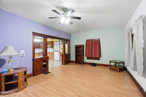 Living - 507 W Perry St, Paulding, OH 45879 photo 2 of 4