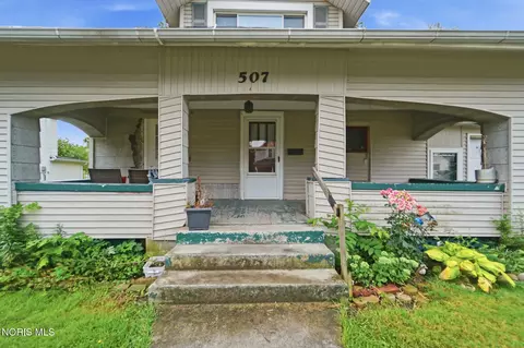 Exterior - 507 W Perry St, Paulding, OH 45879 photo 1 of 9