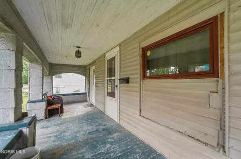 Exterior - 507 W Perry St, Paulding, OH 45879 photo 3 of 9