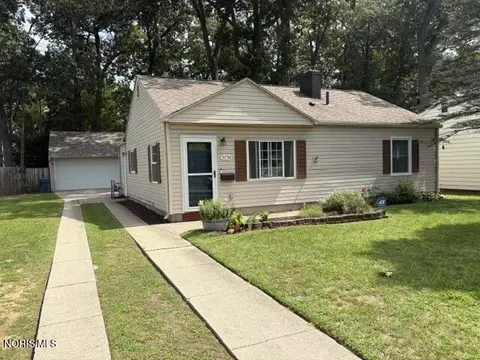 5750 Elliott Rd, Sylvania, OH 43560