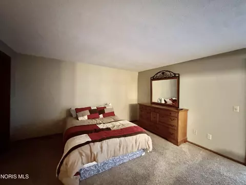 Bedroom - 113 Scott Dr, Bryan, OH 43506 photo 6 of 8