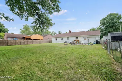 Exterior - 246 Eagle St, Findlay, OH 45840 photo 9 of 10