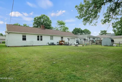 Exterior - 246 Eagle St, Findlay, OH 45840 photo 7 of 10