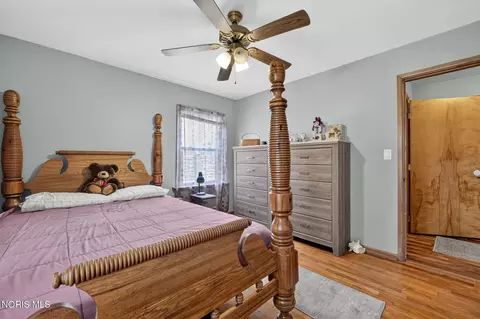 Bedroom - 246 Eagle St, Findlay, OH 45840 photo 4 of 5