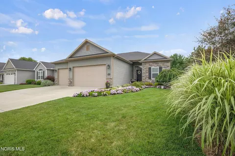 7013 Big Buck Trl, Whitehouse, OH 43571