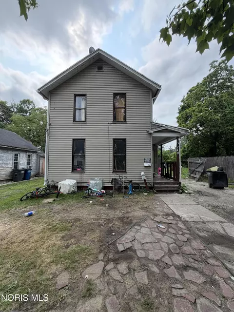 140 Whiting Ave, Toledo, OH 43609