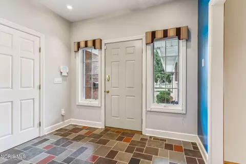 Entry Way - 803 Union St, Ada, OH 45810 photo 1 of 3
