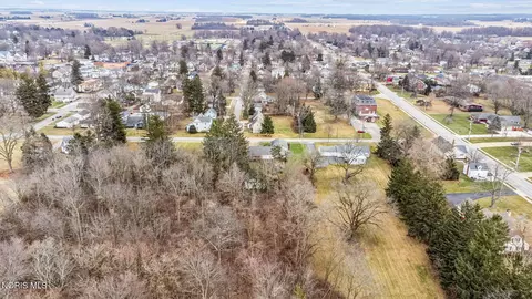 View/Area - 803 Union St, Ada, OH 45810 photo 5 of 11
