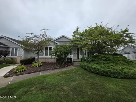 2363 Mckivett Dr, Toledo, OH 43615