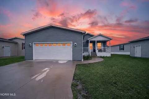 27484 Oregon Rd # 42, Perrysburg, OH 43551
