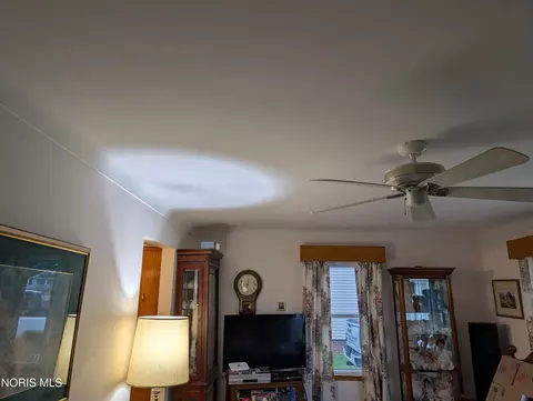 Other - 404 E Union St, Walbridge, OH 43465 photo 15 of 17