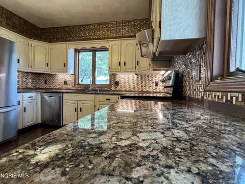Kitchen - 306 E Church St, West Unity, OH 43570 photo 4 of 5