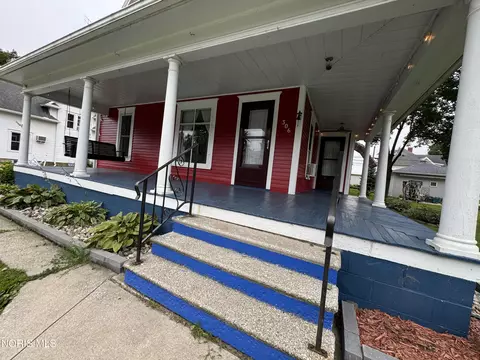 Exterior - 306 E Church St, West Unity, OH 43570 photo 2 of 3
