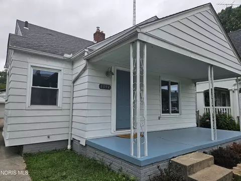 1394 Wildwood Rd, Toledo, OH 43614