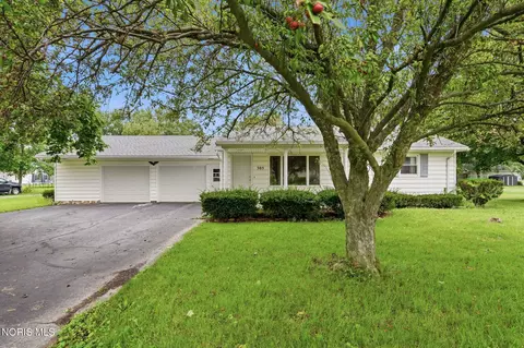 305 Taylor St, Columbus Grove, OH 45830